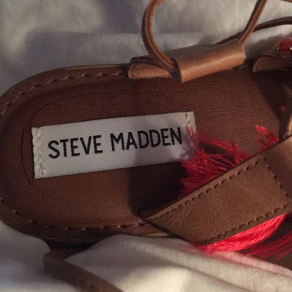 Steve Madden Multicolor Gladiator Tassel Sandals - Picture 5 of 8